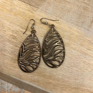 Metal design earrings